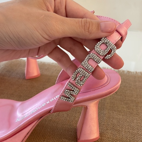 Pink sandals - Picture 6 of 16